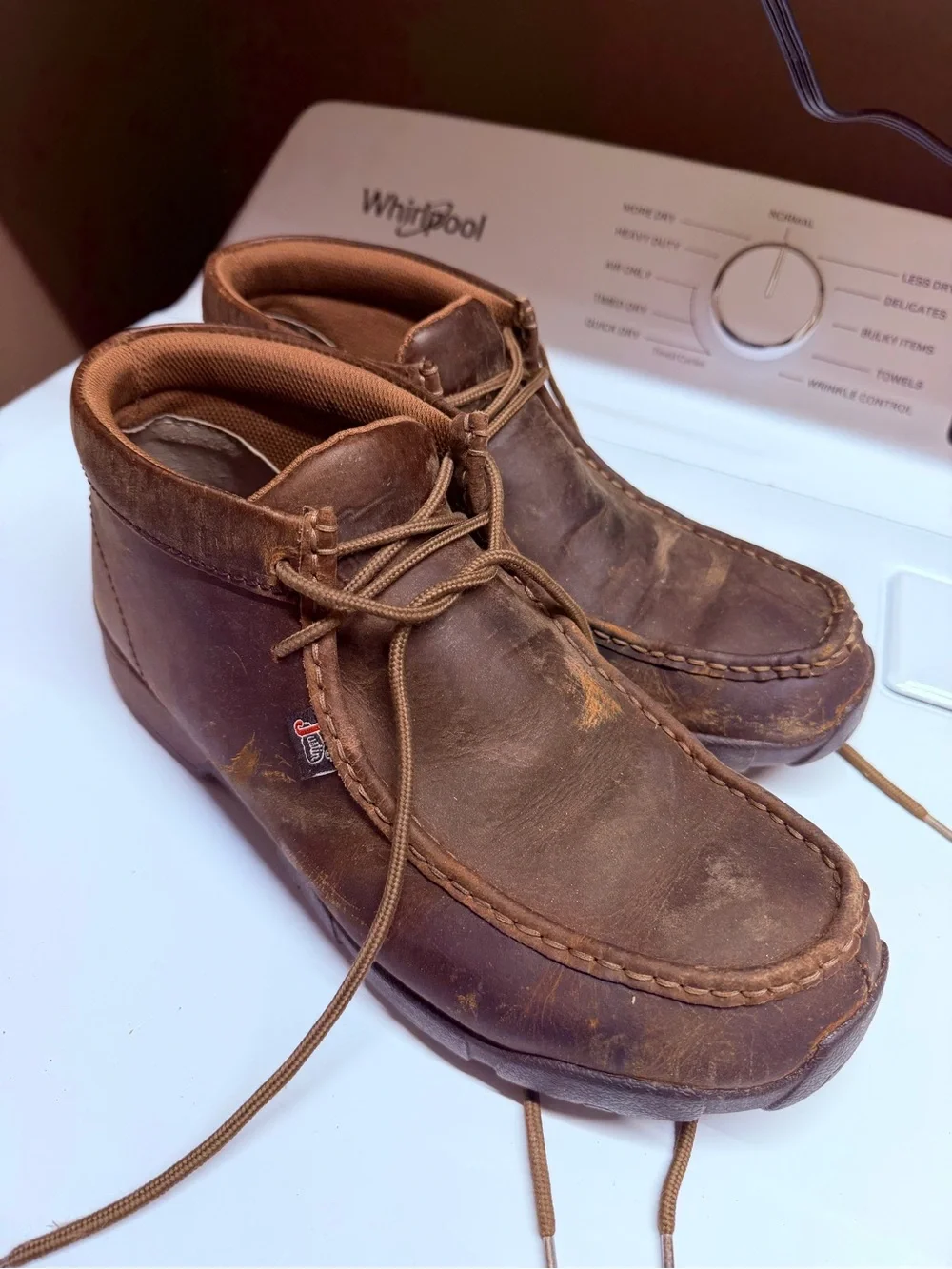 Men's Brown Leather Lace-Up Moc Toe Justin Boots